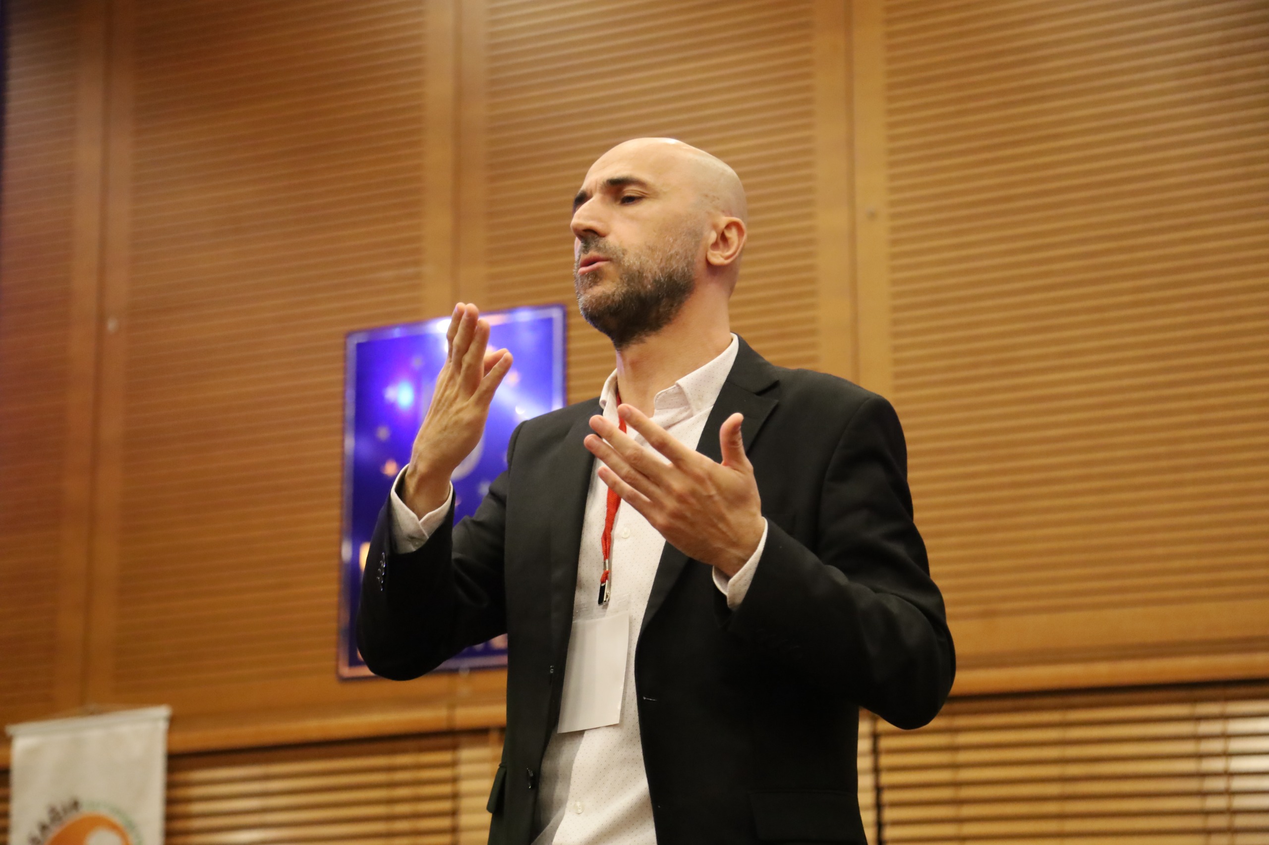 HAYVANLAR İÇİN DAYANIŞMA KONFERANSI